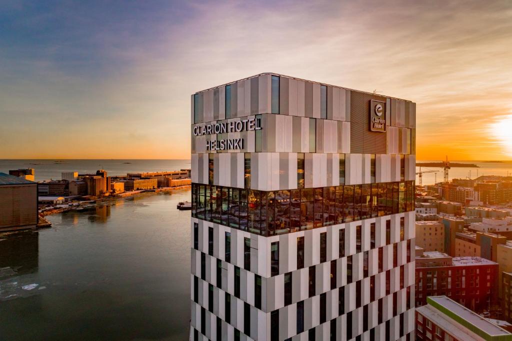 Clarion Hotel